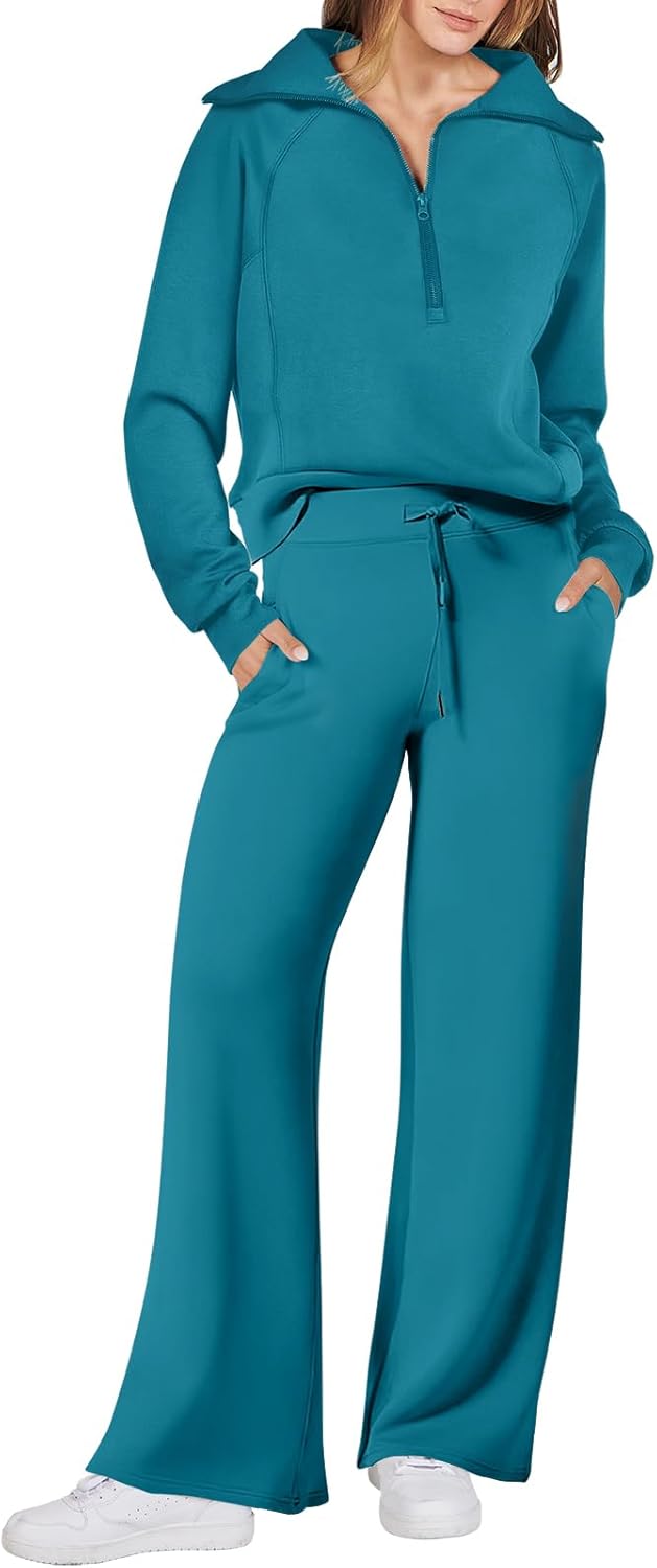 Cozy autumn lounge set in teal, featuring a zip-up top and wide-leg pants, perfect for stylish comfort in cooler weather.